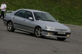 Peugeot-  